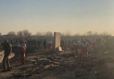 Avião ucraniano cai no Irã e deixa 176 mortos