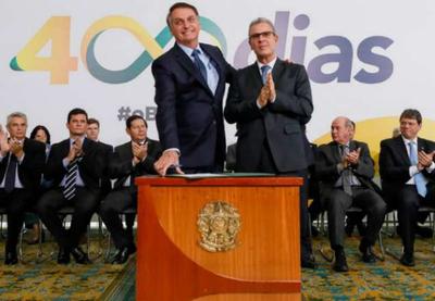 Bolsonaro desafia governadores a zerarem cobrança de ICMS nos estados