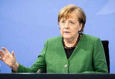 Angela Merkel pede desculpas por cancelar lockdown da Alemanha na Páscoa