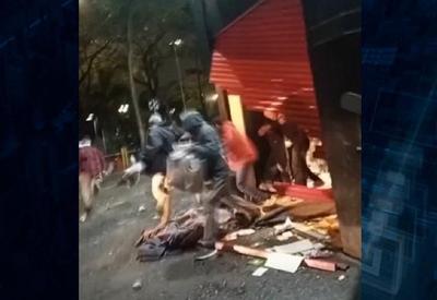 SP: mercado é saqueado na Praça da Sé após tentativa de assalto