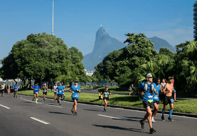 Maratona do Rio reúne mais de 45 mil corredores neste sábado (1º)