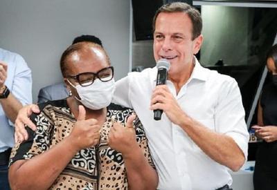 Mônica Calazans, 1ª vacinada contra covid no Brasil, troca MDB pelo PSDB