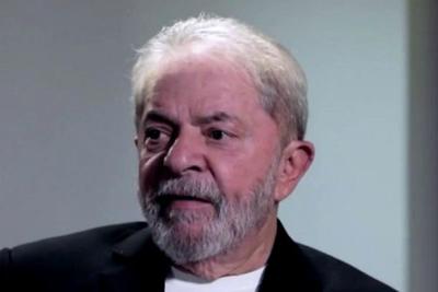 Lula faz primeira aparição pública desde que foi preso em Curitiba