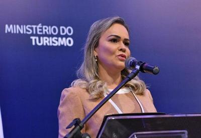 Lula mantém ministra do Turismo mesmo com pressão do União Brasil
