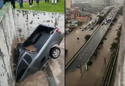 Chuva e caos em SP: carros ficam presos em viaduto e são guinchados