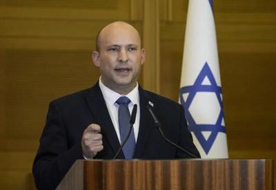 Ex-primeiro-ministro israelense diz que Putin prometeu não matar Zelensky