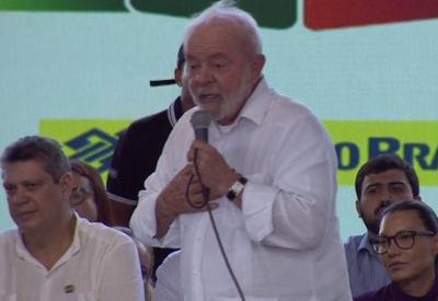 "Não estou propondo casamento, estou propondo governar", diz Lula