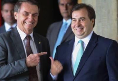 Discussão sobre vacina e ataque de Salles rompe "lua de mel" entre Bolsonaro e Congresso