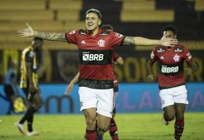 Campeonato Carioca: Flamengo vence com 3 de Pedro; Flu empata