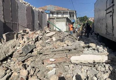 Terremoto no Haiti deixa mais de 700 mortos
