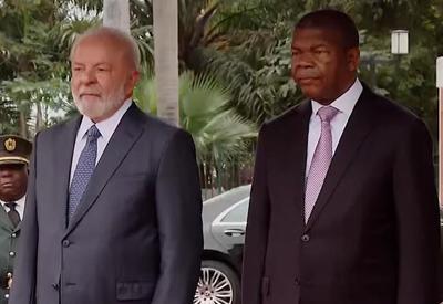 Lula visita Angola para assinar acordos bilaterais