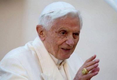 Bento XVI admite presença em reunião sobre padre pedófilo na Alemanha