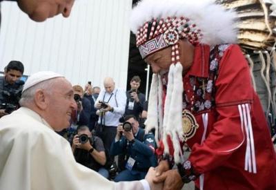 Após seis dias, papa cumpre últimos compromissos no Canadá