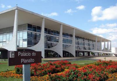 Padilha e ministros se reúnem com líder do PSD no Planalto