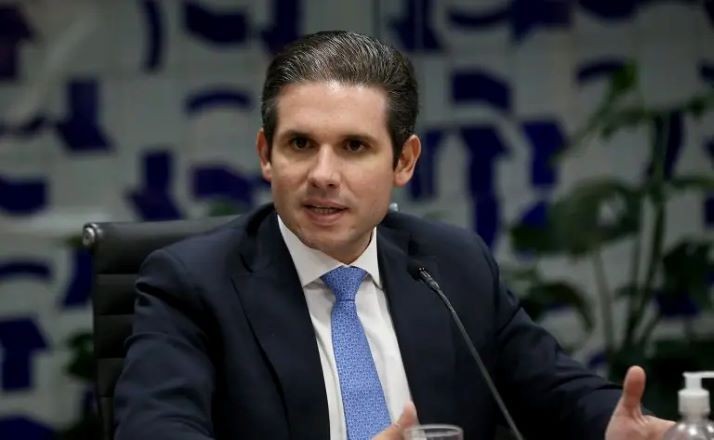 Imagem da noticia Motta diz que decisão de vetar Eduardo Bolsonaro como liderança da minoria "foi estritamente técnica"