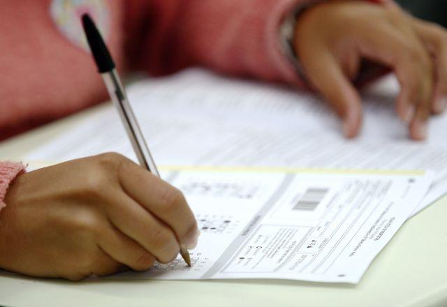 Exame conta com quatro provas, cada uma com 30 questões de múltipla escolha, além de uma redação | Divulgação/Ecceja