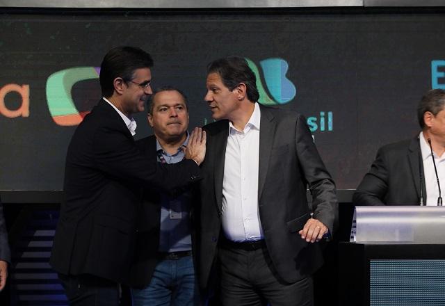 Haddad cumprimenta Rodrigo Garcia (SBT)