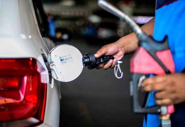bomba de gasolina
