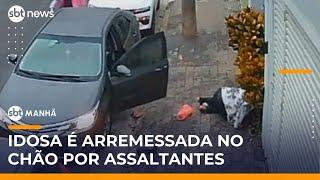 Idosa de 76 anos é jogada no chão durante assalto em São Paulo | #SBTManhã