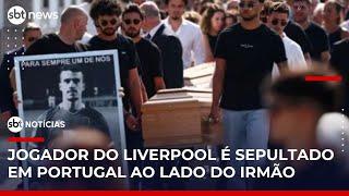 Diogo Jota e André Silva são sepultados em Portugal | #SBTNotícias