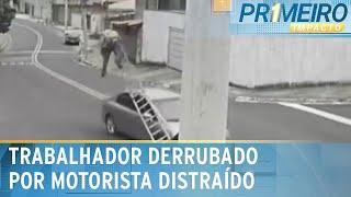 Flagra: Motorista distraído atinge escada e trabalhador é derrubado | Primeiro Impacto (12/03/25)