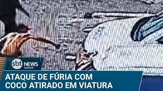 Ataque de fúria: Homem é flagrado jogando coco em viatura da PM | #SBTNews Manhã (25/03/25)