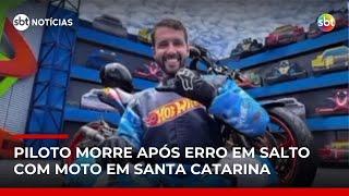 Piloto morre após acidente em show com manobras radicais no Beto Carrero | #SBTNotícias