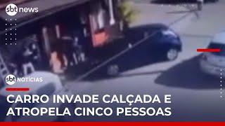 Motorista recém-habilitada atropela cinco pessoas em SC | #SBTNotícias