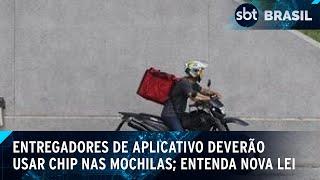 Deputados de SP aprovam lei que exige chip em mochila de entregadores | SBT Brasil (15/03/25)