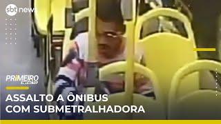 Homem saca submetralhadora de mochila e assalta ônibus em Manaus | Primeiro Impacto (23/05/25)
