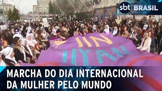 Manifestações pelo mundo marcam os 50 anos do Dia Internacional da Mulher | SBT Brasil (08/03/25)