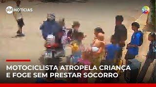 Criança é atropelada por moto ao atravessar rua em frente à escola | #SBTNotícias