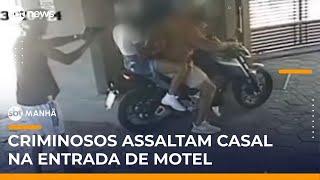 Casal é assaltado ao entrar em motel na Zona Norte do Rio | #SBTManhã