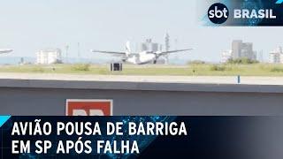 Após falha, avião faz pouso "de barriga" em São Paulo | SBT Brasil (10/02/25)