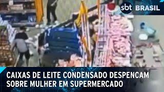 Acidente em mercado no RS: caixas de leite condensado despencam sobre mulher | SBT Brasil (14/03/25)