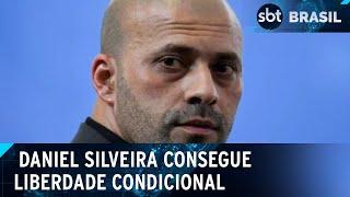 Alexandre de Moraes concede liberdade condicional a Daniel Silveira | SBT Brasil (20/12/24)