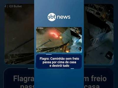 Flagra: Caminhão sem freio passa por cima de casa e destrói tudo | #SBTManhã