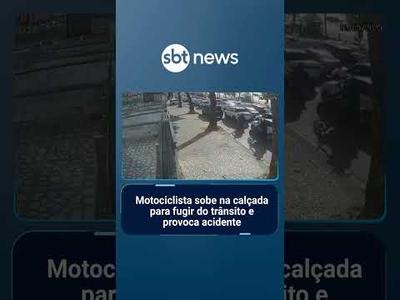 Motociclista sobe na calçada para fugir do trânsito e provoca acidente