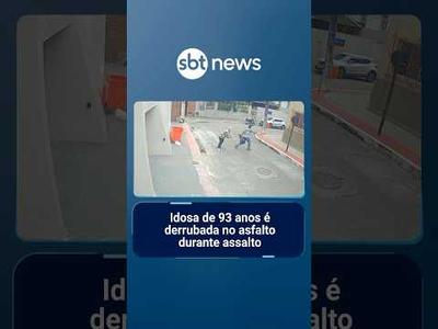 Idosa de 93 anos é derrubada no asfalto durante assalto | #PrimeiroImpacto