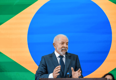 Lula veta PL da Dosimetria em cerimônia do 8/1 e diz que democracia "deve ser defendida com unhas e dentes"