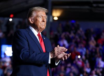 Trump diz que Ucrânia tem espaço na mesa de negociações de paz com a Rússia