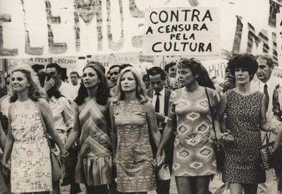 Como a música influenciou os movimentos culturais contra a ditadura no Brasil