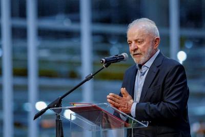 Lula diz que Brasil não precisa se preocupar com tarifaço de Trump