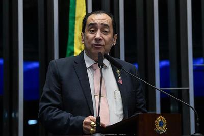 Alcolumbre segura a CPMI do INSS para “não atrapalhar” PF e CGU, diz senador
