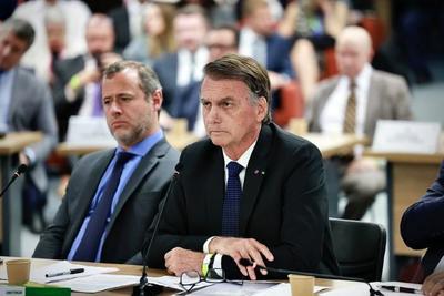 Bolsonaro diz que buscou alternativas na Constituição para reverter resultado das eleições de 2022