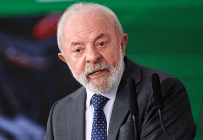 "Não nos limitaremos ao eterno papel de exportadores de commodities", diz Lula sobre acordo UE-Mercosul