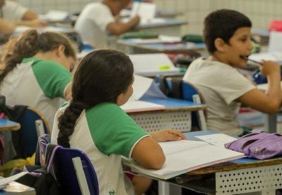 79% dos brasileiros acreditam que volta às aulas agravaria pandemia