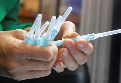 Ministério da Saúde faz amanhã novo pregão para comprar agulhas e seringas