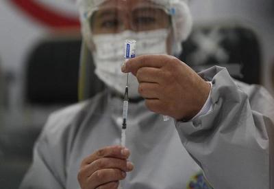 Covid-19: vacinas russas são eficazes contra variante, diz governo