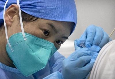 China aprova nova vacina contra Covid-19 para uso emergencial